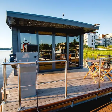 Houseboat- Dom Na Wodzie Z Sauna I Mozliwoscia Plywania Ilawa Exterior photo
