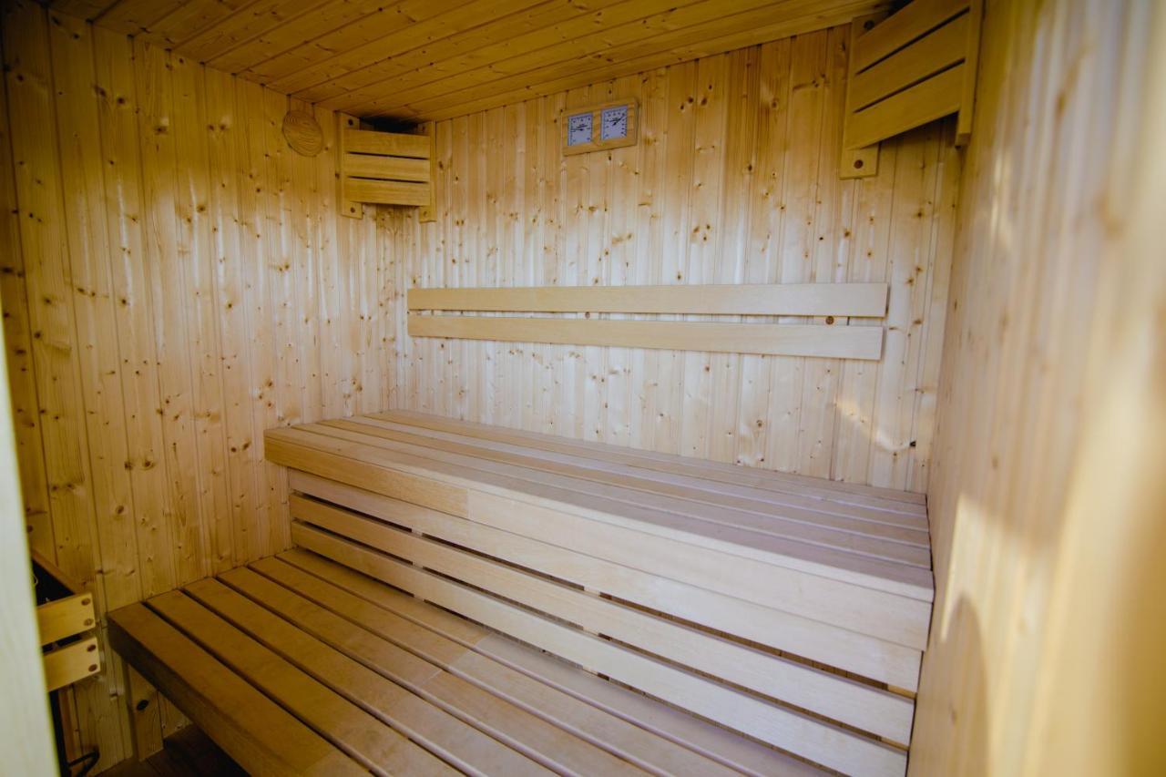 Botel Houseboat- Dom Na Wodzie Z Sauna I Mozliwoscia Plywania Ilawa
